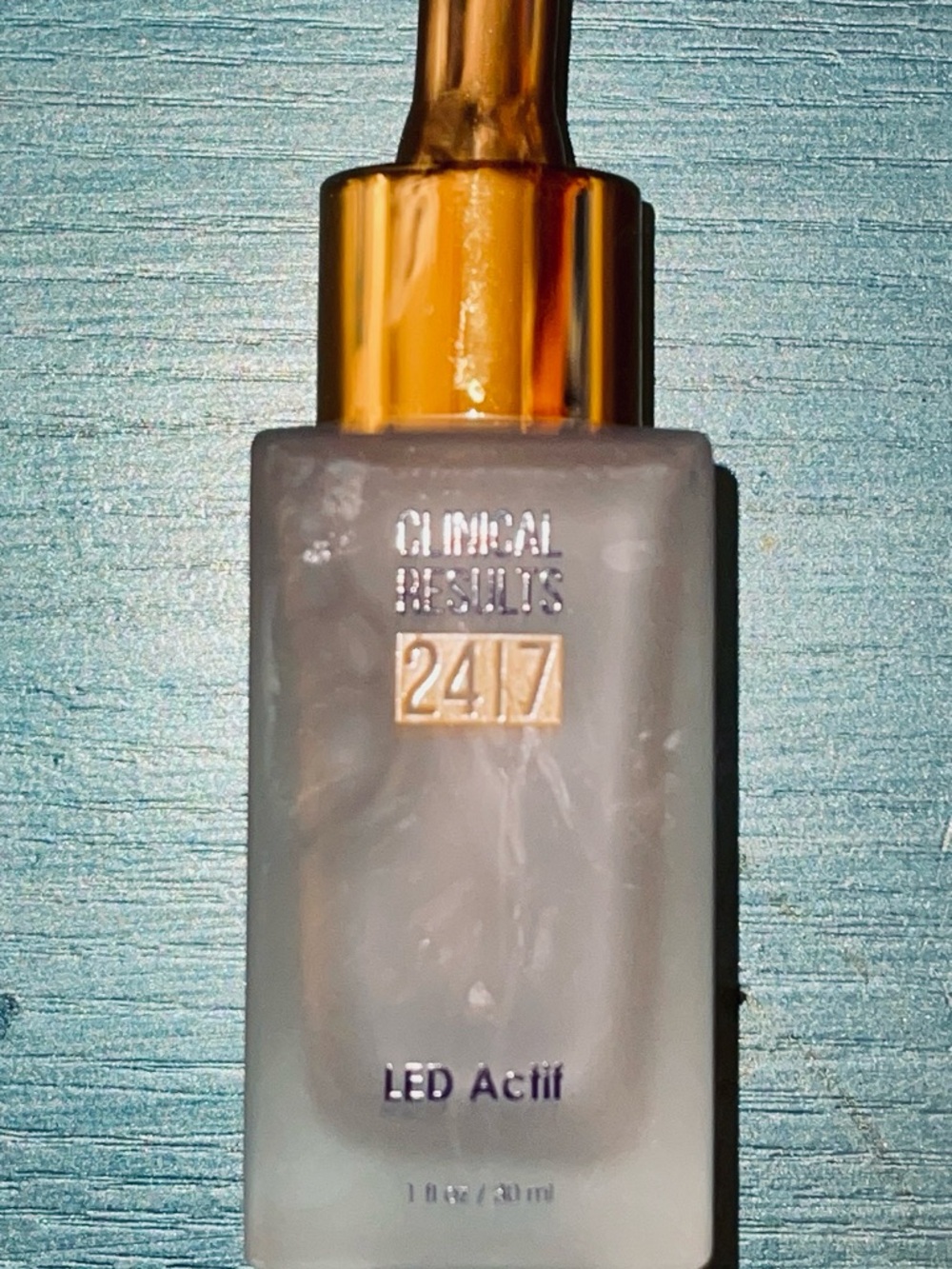 24/7 LED Actif Face Serum